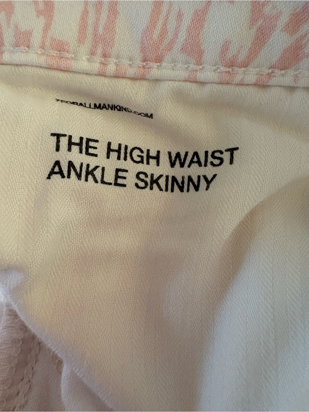 7 For All Mankind High Waist Ankle Skinny Jean in Abstract Pink Print - Size 28 - Picture 6 of 12